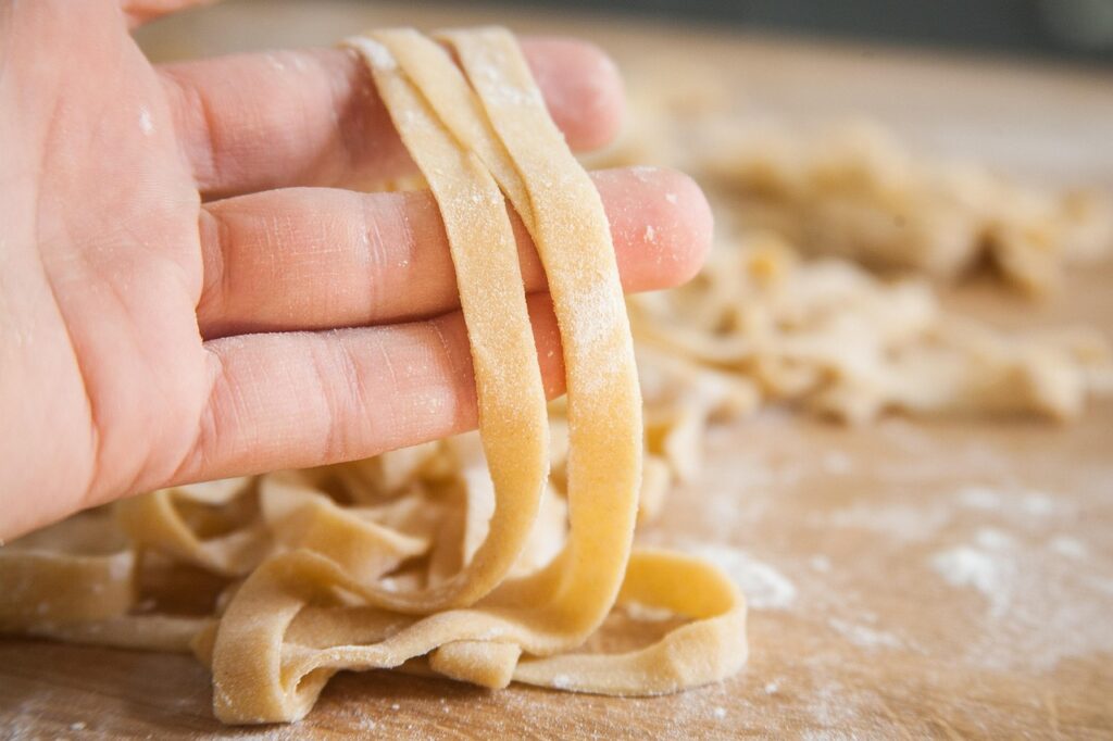 20260808161617317-pasta-4227341_1280